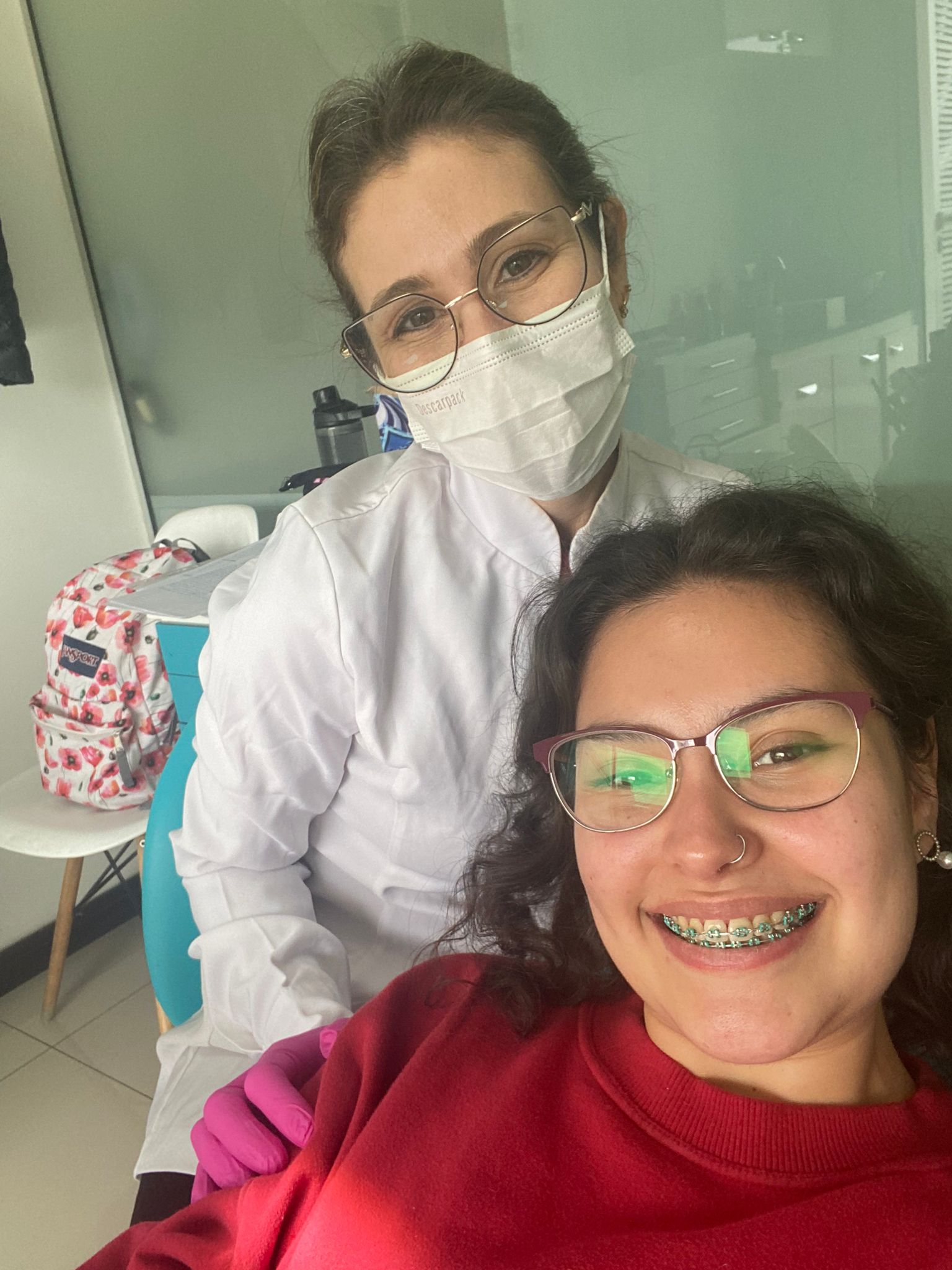 Foto da Dra Françoise e a paciente Sofia Straneo